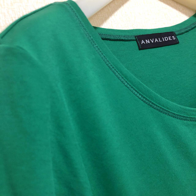 美品　ANVALIDES Uネック　半袖カットソー メンズのトップス(Tシャツ/カットソー(半袖/袖なし))の商品写真