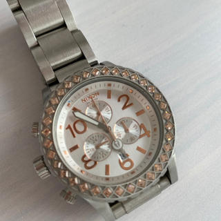 ニクソン(NIXON)のNIXON 腕時計　ニクソン　メンズ　シルバー　ピンクゴールド(腕時計(アナログ))