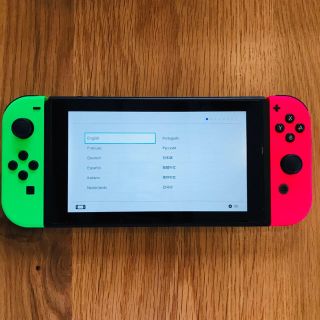 ニンテンドースイッチ(Nintendo Switch)の任天堂スイッチ(家庭用ゲーム機本体)