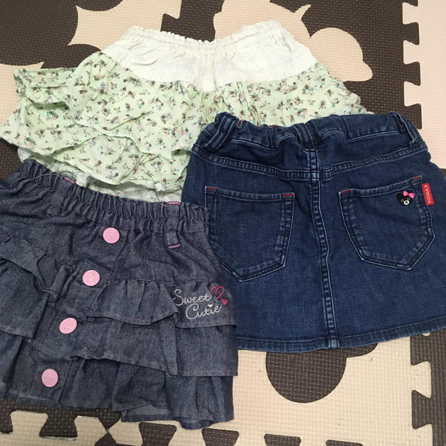 スカート 3枚セット　100 キッズ/ベビー/マタニティのキッズ服女の子用(90cm~)(スカート)の商品写真