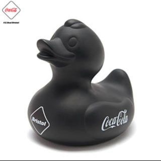 エフシーアールビー(F.C.R.B.)のFCRB COCA COLA RUBBER DUCK 2色(その他)