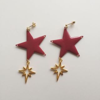 アメリヴィンテージ(Ameri VINTAGE)の星 キラキラ 大ぶり ゆれる ピアス / イヤリング(ピアス)