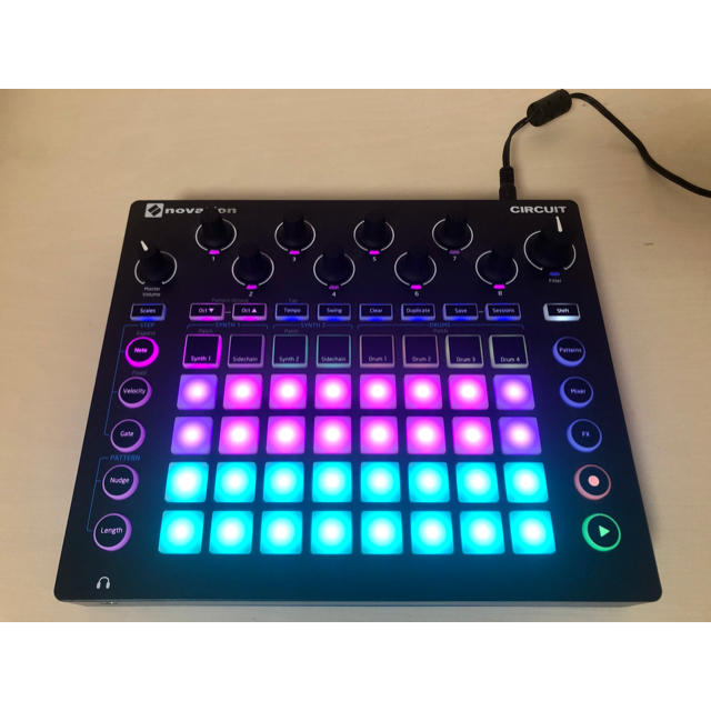 Novation Circuit グルーヴボックス