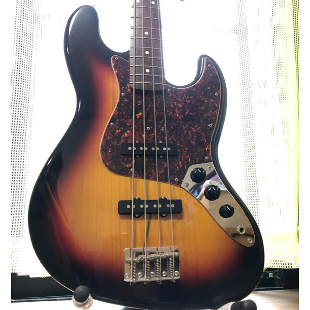 Fender Japan JB62-75US Pシリアル