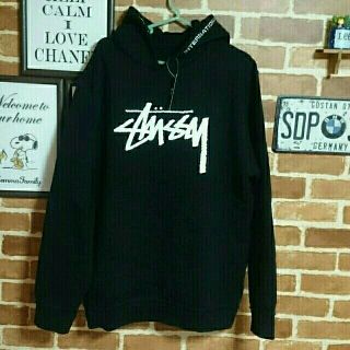 STUSSY - Stussy パーカーの通販｜ラクマ