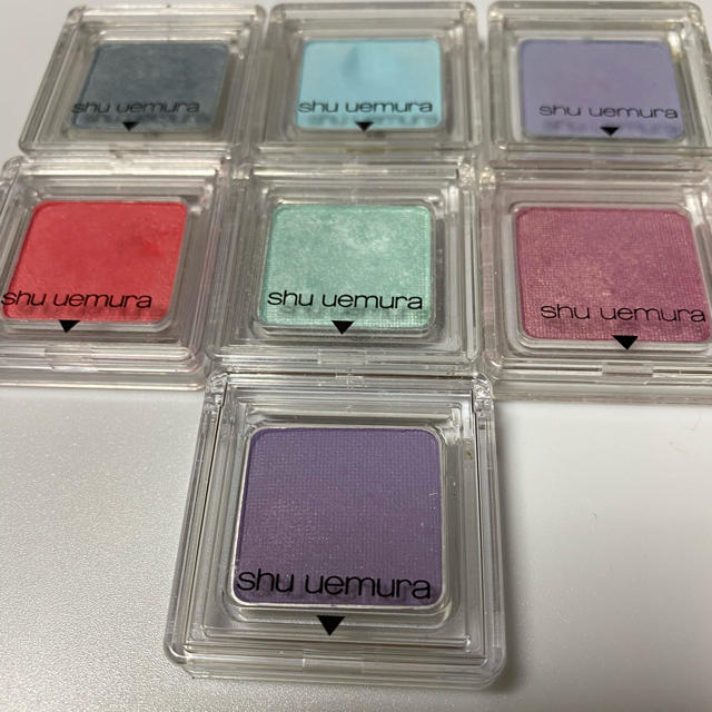 shu uemura(シュウウエムラ)のシュウウエムラ⭐️アイシャドウ まとめ売り7点セット コスメ/美容のベースメイク/化粧品(アイシャドウ)の商品写真