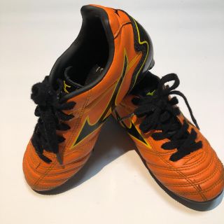 ミズノ(MIZUNO)のミズノサッカーシューズ　18cm(シューズ)