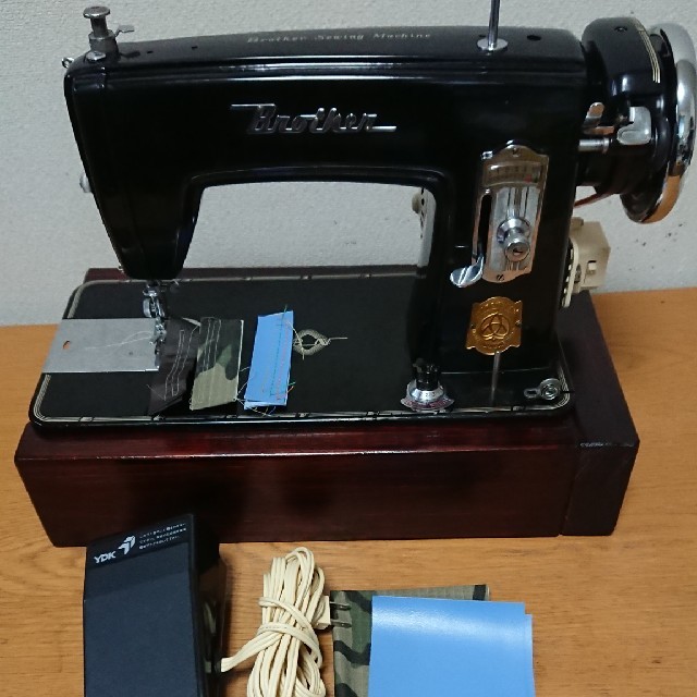 アンティークミシン ブラザー 黒 電動モーター レザークラフト にも
