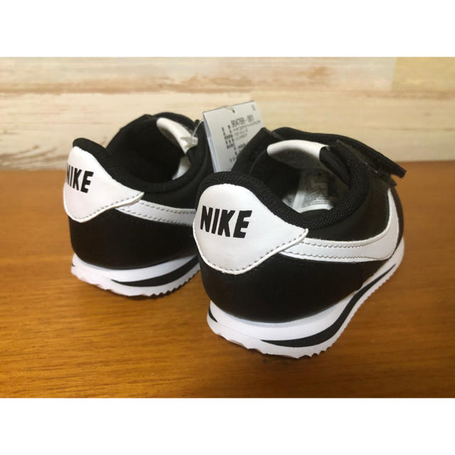 NIKE(ナイキ)の新品 15㎝ NIKE CORTEZ BASIC SL ナイキ コルテッツ SL キッズ/ベビー/マタニティのキッズ靴/シューズ(15cm~)(スニーカー)の商品写真