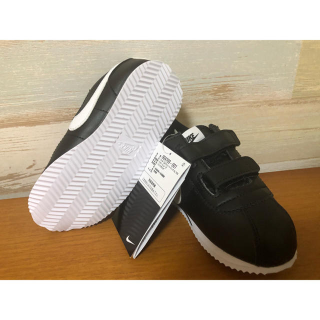 NIKE(ナイキ)の新品 15㎝ NIKE CORTEZ BASIC SL ナイキ コルテッツ SL キッズ/ベビー/マタニティのキッズ靴/シューズ(15cm~)(スニーカー)の商品写真