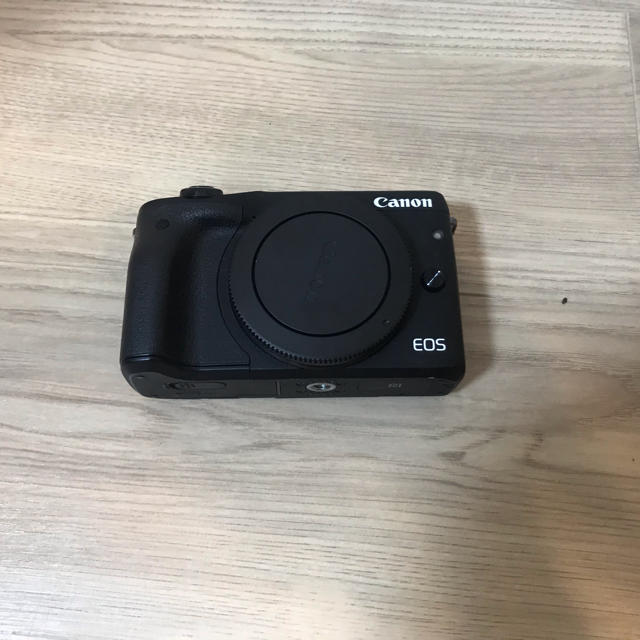 Canon ミラーレス一眼 EOS M3 ボディ 女の子向けプレゼント集結 www ...