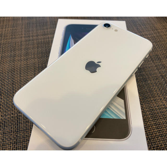 iPhone SE 2020 SE2 SIMフリー 64GB ホワイト