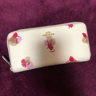 コーチ(COACH)のcoach 花柄　長財布(財布)