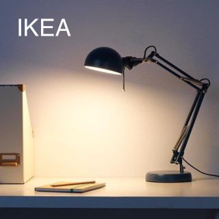 イケア(IKEA)のIKEA イケア FORSÅ フォルソー ワークランプ 青【新品 未使用】(テーブルスタンド)