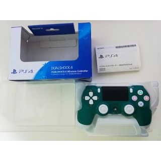 プレイステーション4(PlayStation4)のPS4コントローラー　DUALSHOCK4(家庭用ゲーム機本体)