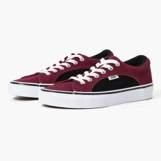 ヴァンズ(VANS)のVANS LAMPIN TRUE PORT ROYALE BLACK ランピン(スニーカー)