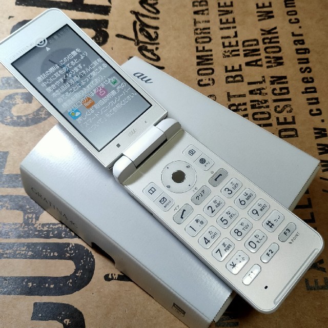 きんも様専用 未使用 au KYF31 GRATINA4G ホワイト 【限定セール