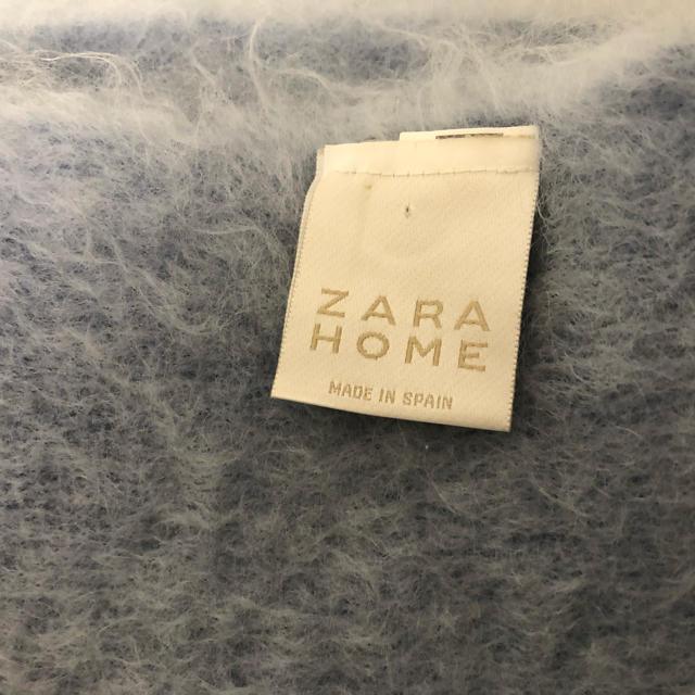 ZARA HOME(ザラホーム)の薄手毛布(ライトブルー) インテリア/住まい/日用品の寝具(毛布)の商品写真
