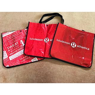 ルルレモン(lululemon)の値下げしました！lululemon ショップバッグ　大　3枚 未使用(ショップ袋)