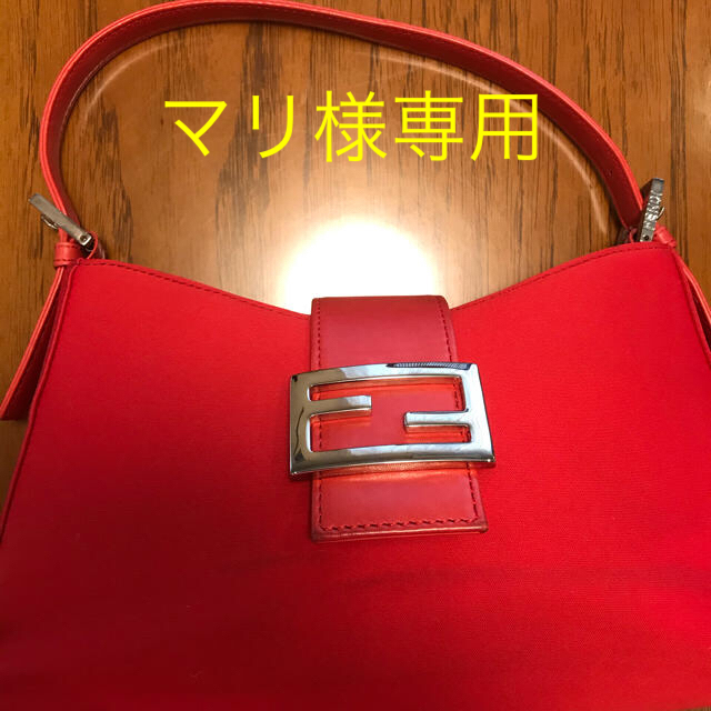 FENDI バッグ　マンマバケットハンドバッグ