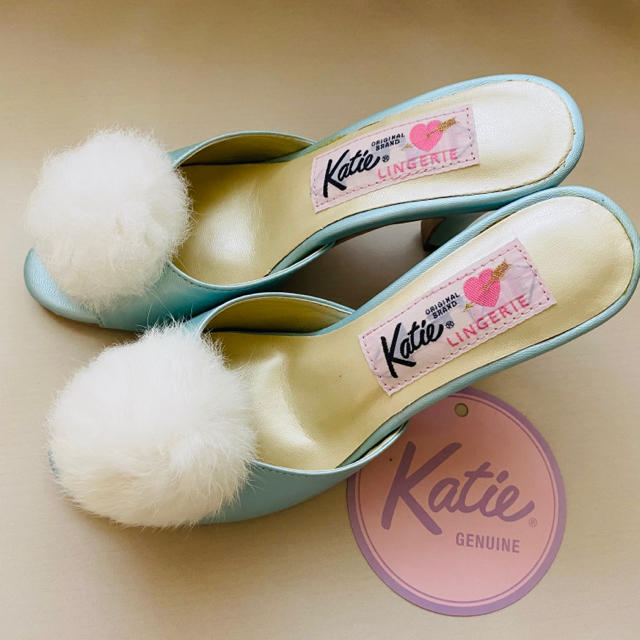 Katie(ケイティー)の【新品】Katie ♡ PONPON mule ミュール レディースの靴/シューズ(ミュール)の商品写真