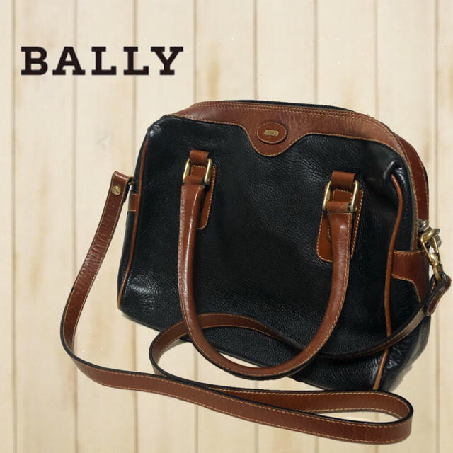 Bally(バリー)の【BALLY レトロ ショルダーバック】 レディースのバッグ(ショルダーバッグ)の商品写真