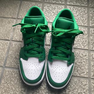 ナイキ(NIKE)のNIKE AIR JORDAN 1 LOW GS グリーン(スニーカー)