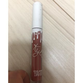 カイリーコスメティックス(Kylie Cosmetics)のKYLIE JENNER LIP STICK 【SAVAGE】(リップグロス)