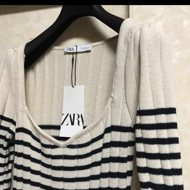 ZARA Vネックマキシワンピース　S未使用