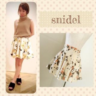 スナイデル(SNIDEL)のミルクティ様専用♡snidel(ミニスカート)