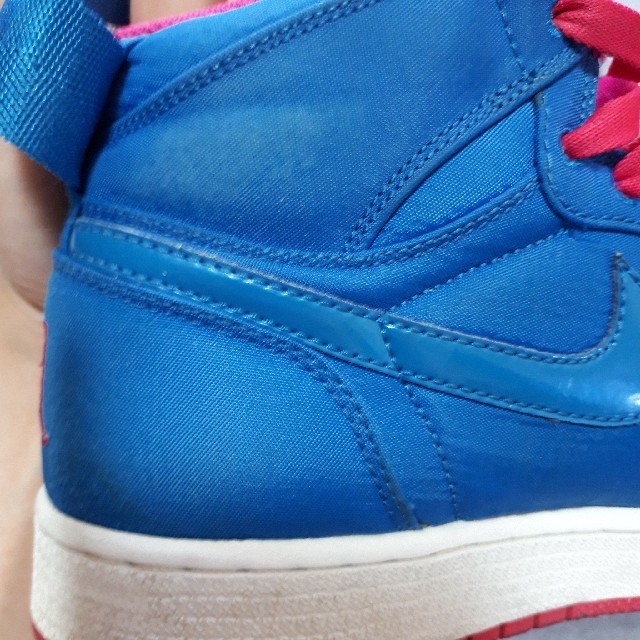 NIKE(ナイキ)のNIKE girls jordan 1 Blue/Pink レディースの靴/シューズ(スニーカー)の商品写真