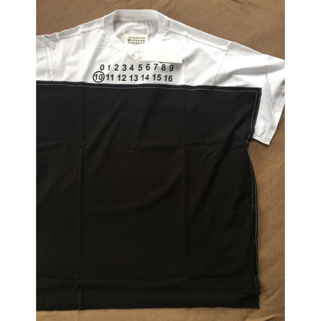 Maison Martin Margiela(マルタンマルジェラ)の20SS新品46 メゾン マルジェラ オーバーサイズ Spliced Tシャツ メンズのトップス(Tシャツ/カットソー(半袖/袖なし))の商品写真