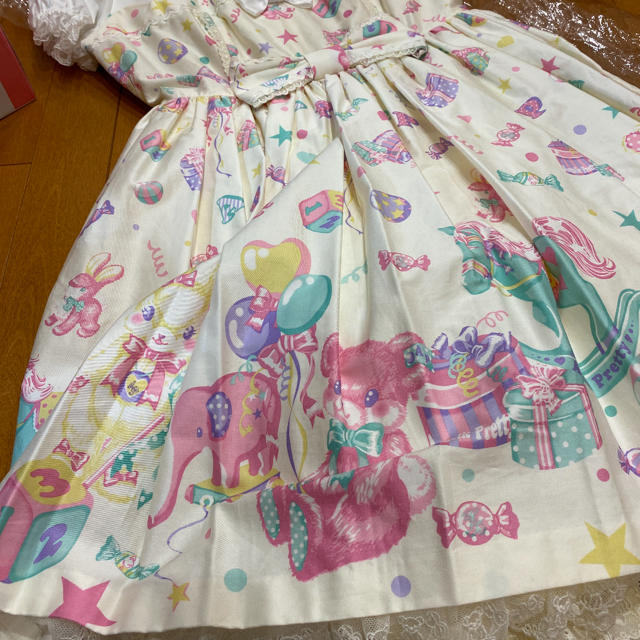 Angelic Pretty(アンジェリックプリティー)のアンジェリックプリティ☆ワンピース レディースのワンピース(ひざ丈ワンピース)の商品写真