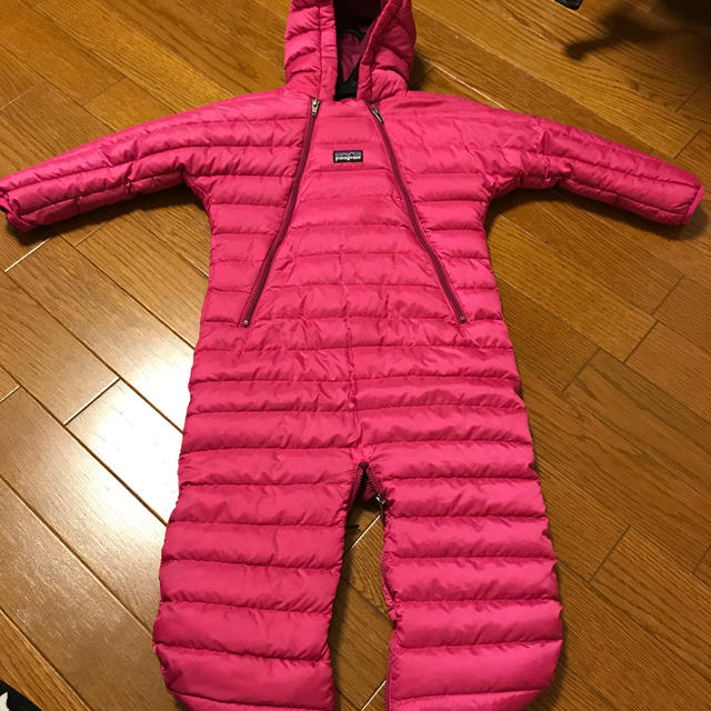 patagonia(パタゴニア)のパタゴニア ジャンプスーツ 12m キッズ/ベビー/マタニティのキッズ服女の子用(90cm~)(ジャケット/上着)の商品写真