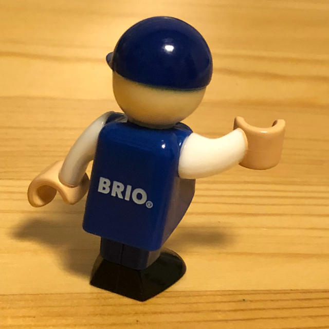 BRIO(ブリオ)のBRIO brio フィギュア ※汽車レールの人形のみ キッズ/ベビー/マタニティのおもちゃ(電車のおもちゃ/車)の商品写真