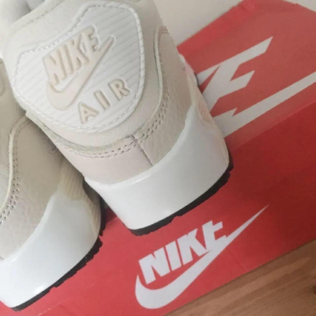 NIKE ナイキ スニーカー エアマックス90 クリーム 23.5 - スニーカー