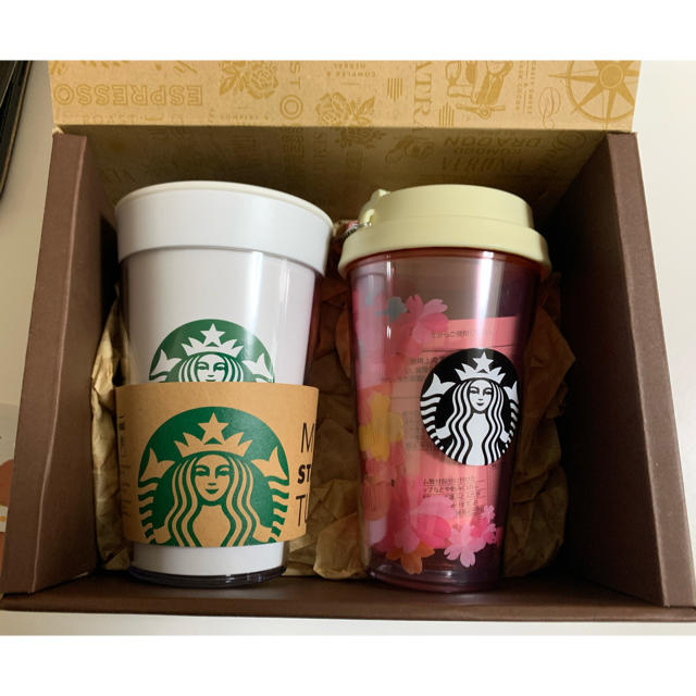 Starbucks Coffee(スターバックスコーヒー)のすーこさま専用　　Starbucks 新品　ギフトセット チケットの優待券/割引券(フード/ドリンク券)の商品写真