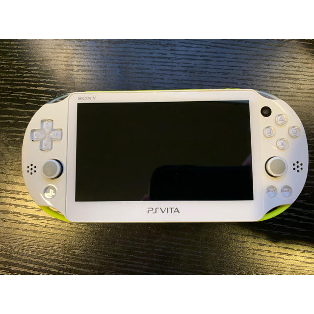 携帯用ゲーム機本体PlayStation®Vita（PCH-2000シリーズ）Wi-Fiモデル