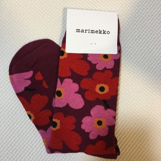 マリメッコ(marimekko)のマリメッコ　レッド　ソックス(ソックス)