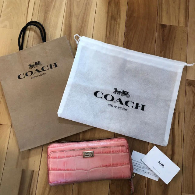 COACH(コーチ)のcoach長財布最終価格 レディースのファッション小物(財布)の商品写真