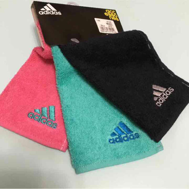 adidas★タオルハンカチ 3枚セット