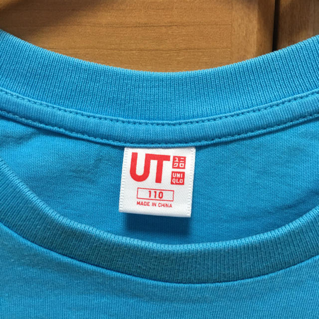 UNIQLO(ユニクロ)のユニクロ　トミカTシャツ　110 キッズ/ベビー/マタニティのキッズ服男の子用(90cm~)(Tシャツ/カットソー)の商品写真