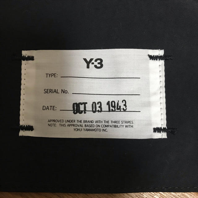 Y-3(ワイスリー)のY-3 ワイスリー  コレクションライン サコッシュ　ショルダーバッグ メンズのバッグ(ショルダーバッグ)の商品写真
