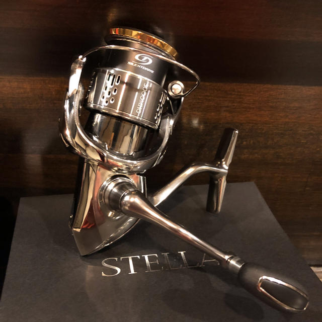 希望者のみラッピング無料】 SHIMANO 新品未使用 3000MHG 18ステラ