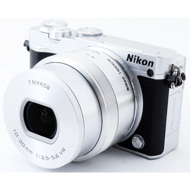 ❤️Wi-Fi搭載♪自撮り対応❤️ミラーレス一眼 Nikon J5 シルバー ...