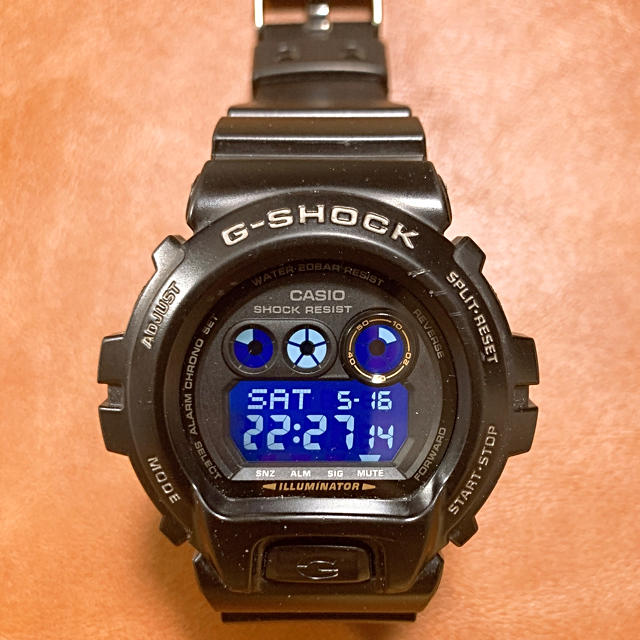 G-SHOCK(ジーショック)のG-SHOCK CASIO ブラック  メンズの時計(腕時計(デジタル))の商品写真