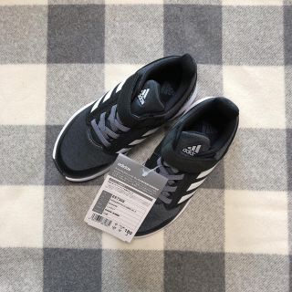 アディダス(adidas)の【未使用】adidas スニーカー　18cm(スニーカー)