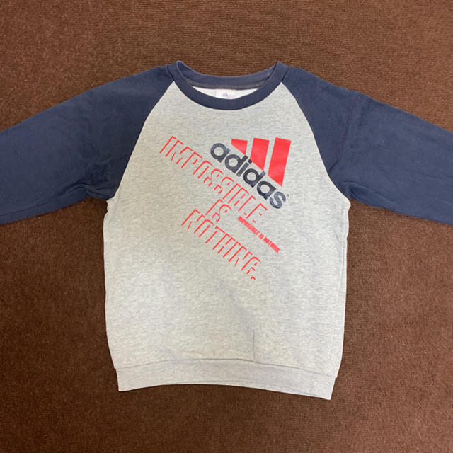 adidas(アディダス)の【jieer様専用】adidas アディダス　トレーナー　140cm キッズ/ベビー/マタニティのキッズ服男の子用(90cm~)(Tシャツ/カットソー)の商品写真