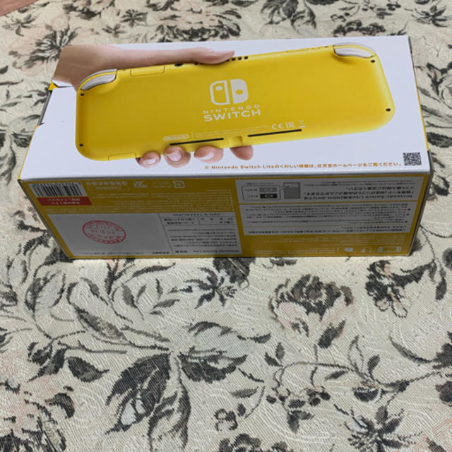 Nintendo Switch Lite イエロー 1