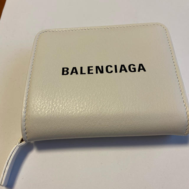 ホック式内側新品未使用品 BALENCIAGA 二つ折り財布 EVERYDAY ホワイト